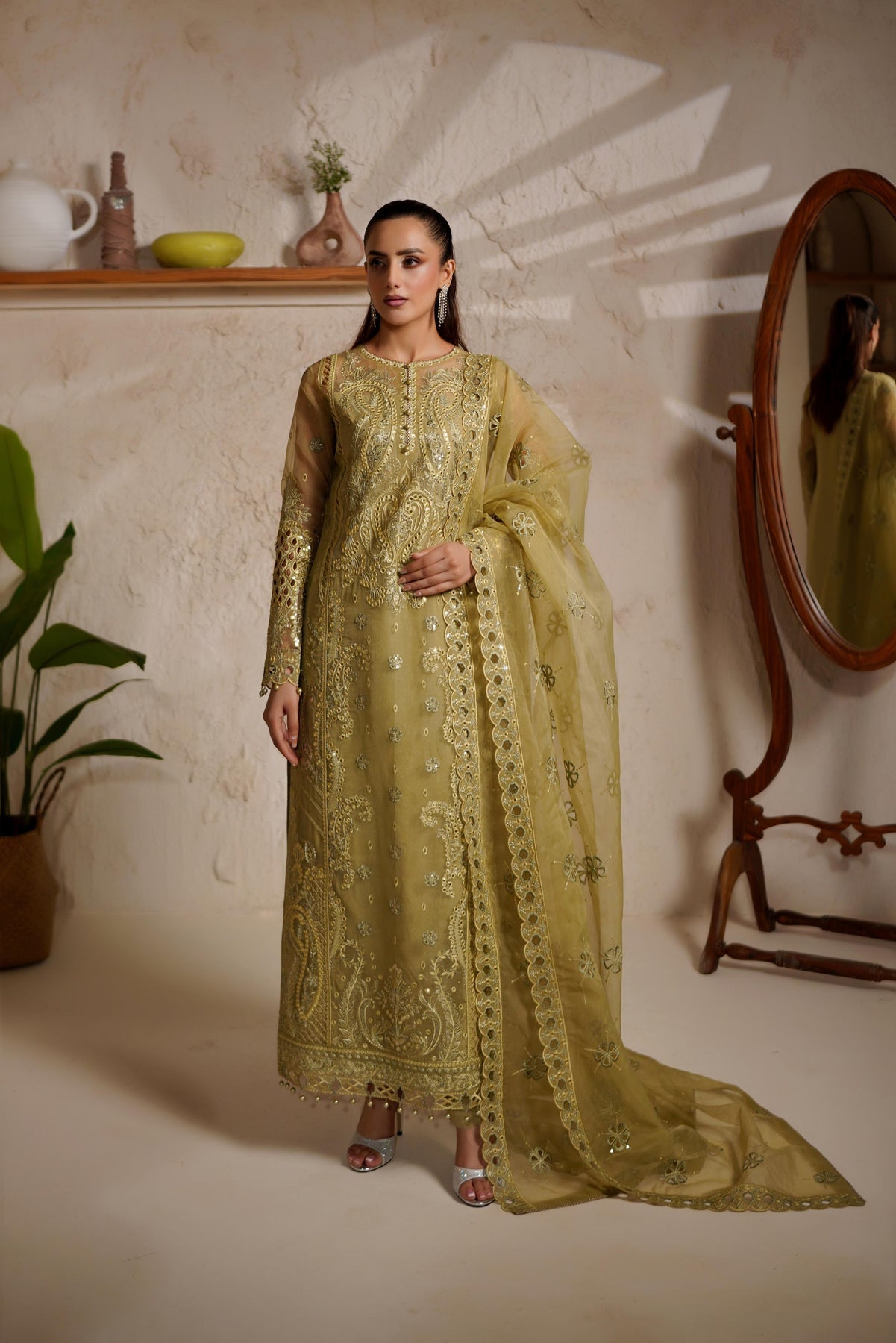 Maryam`s Noir Luxe`25 D#1406