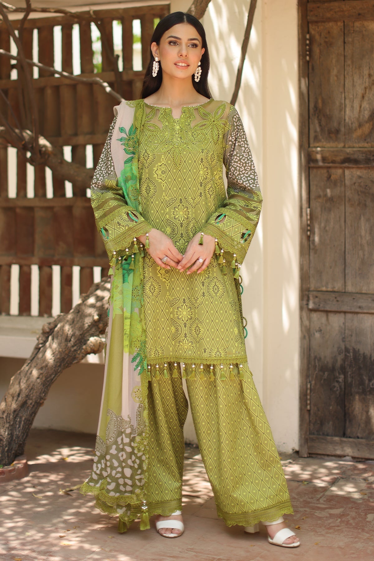 BR Charizma Aniq Lawn`26 AN6#08