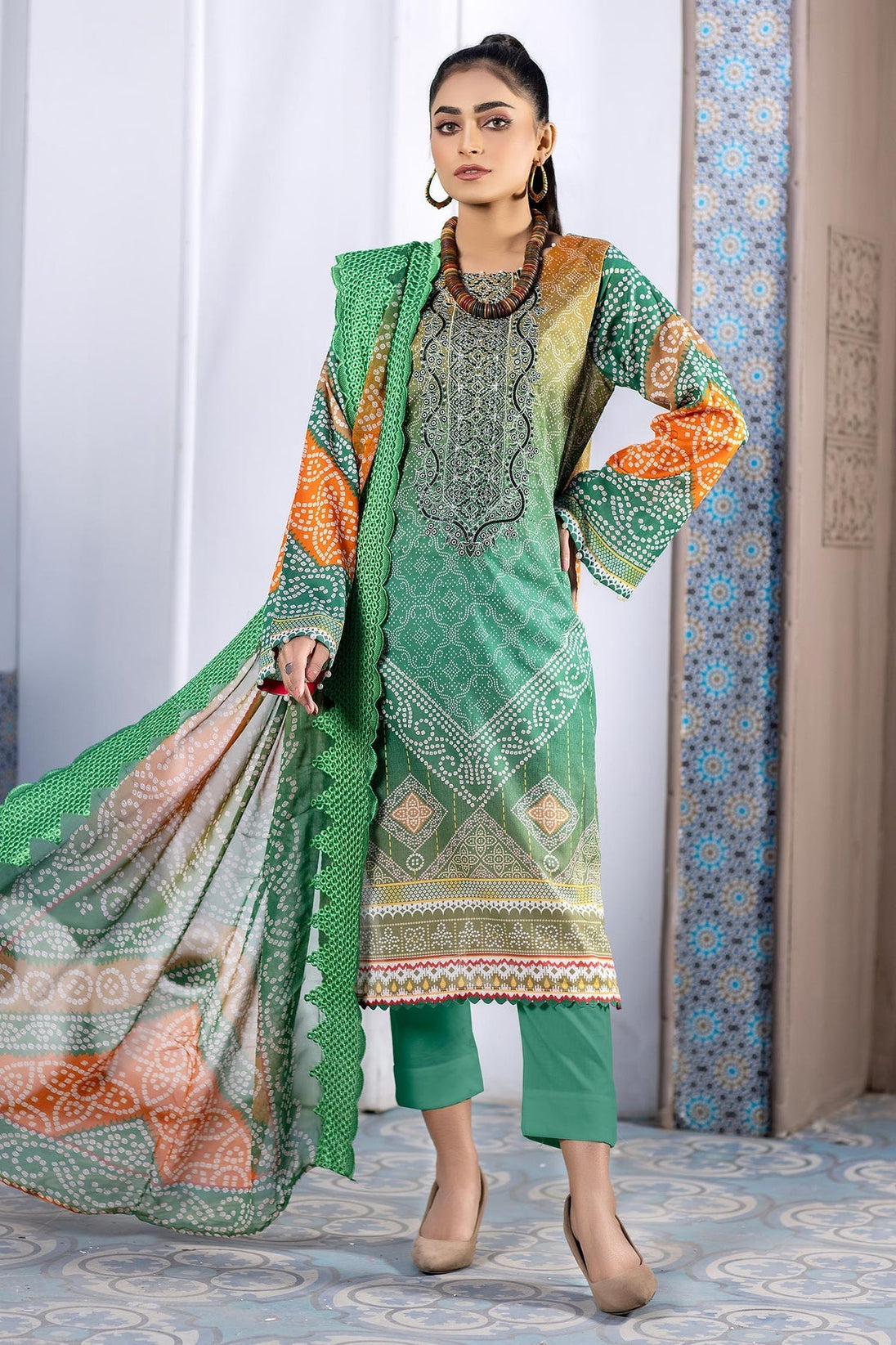 Zebaish Chunri Emb Lawn'22 Vol-2 D#10