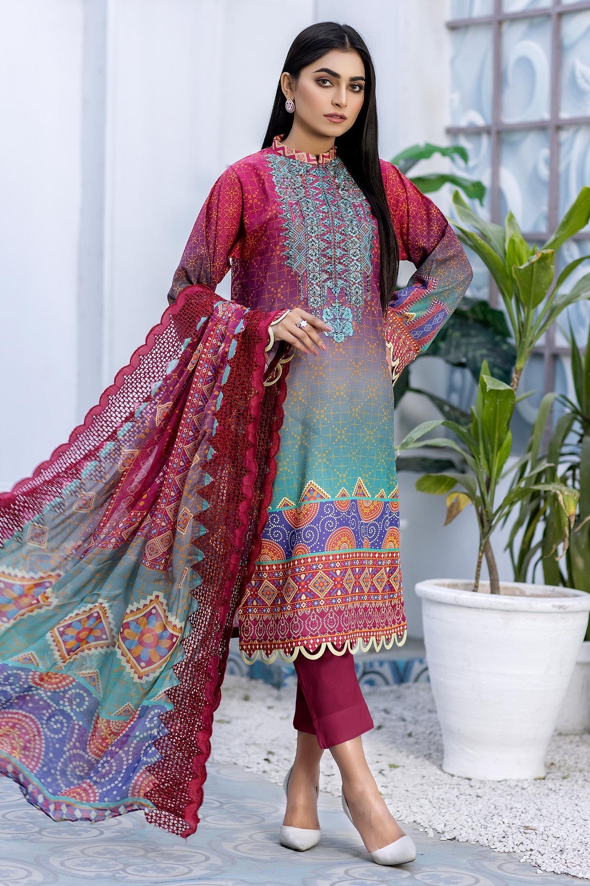 Zebaish Chunri Emb Lawn'22 Vol-2 D#3
