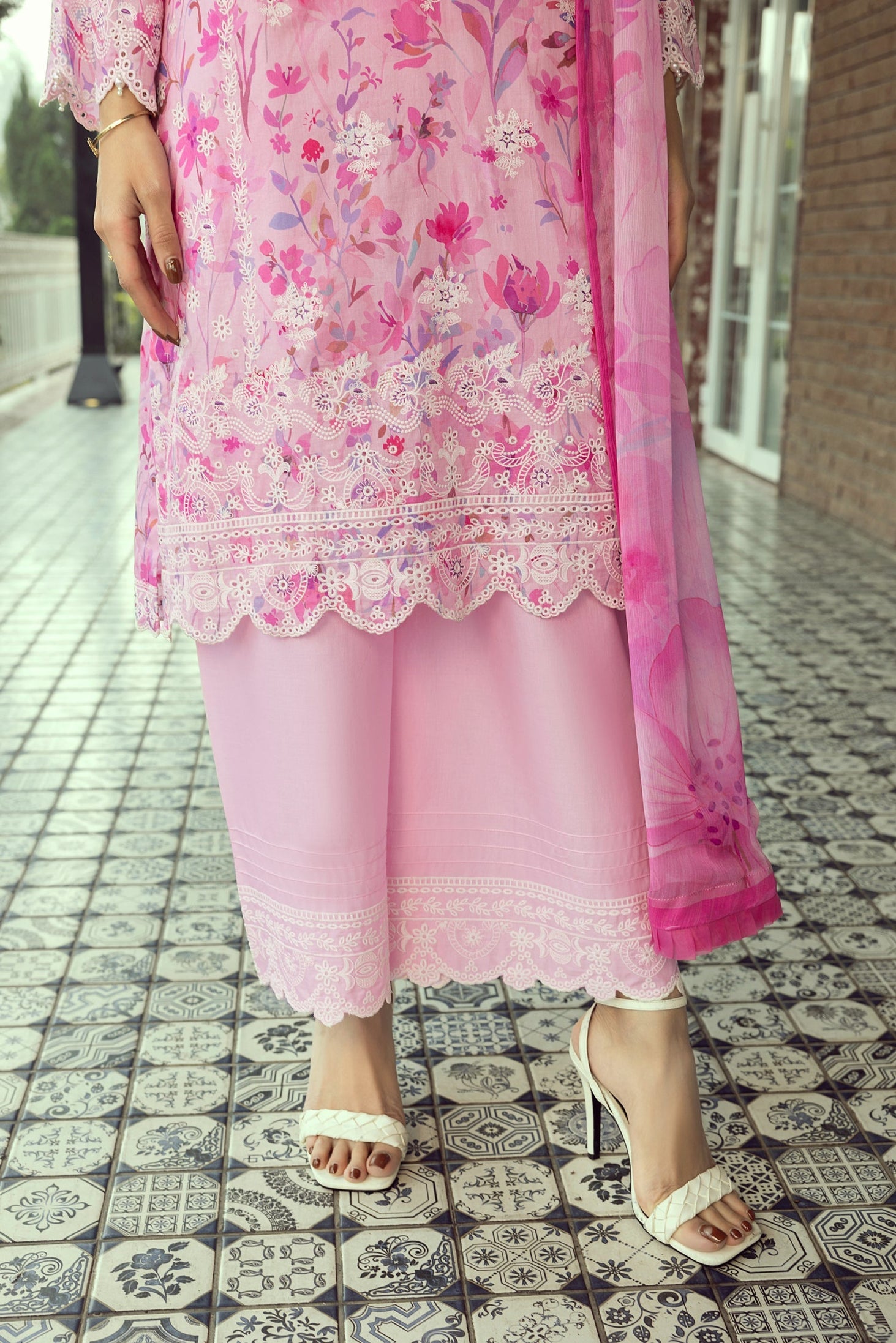 Lakhany Spring Emb Lawn`25 RL#13