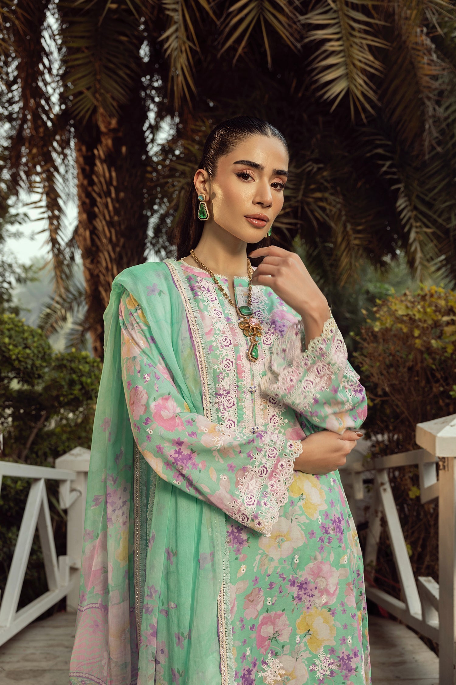 Lakhany Spring Emb Lawn`25 IZ#282