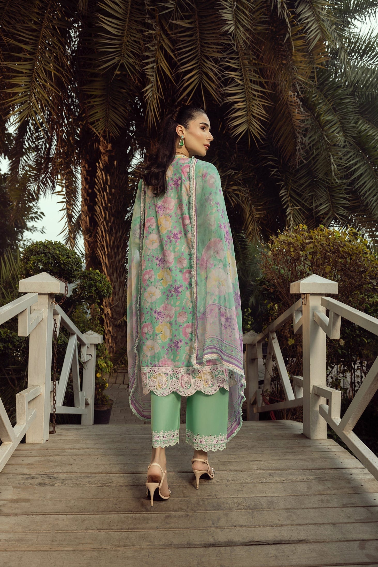 Lakhany Spring Emb Lawn`25 IZ#282
