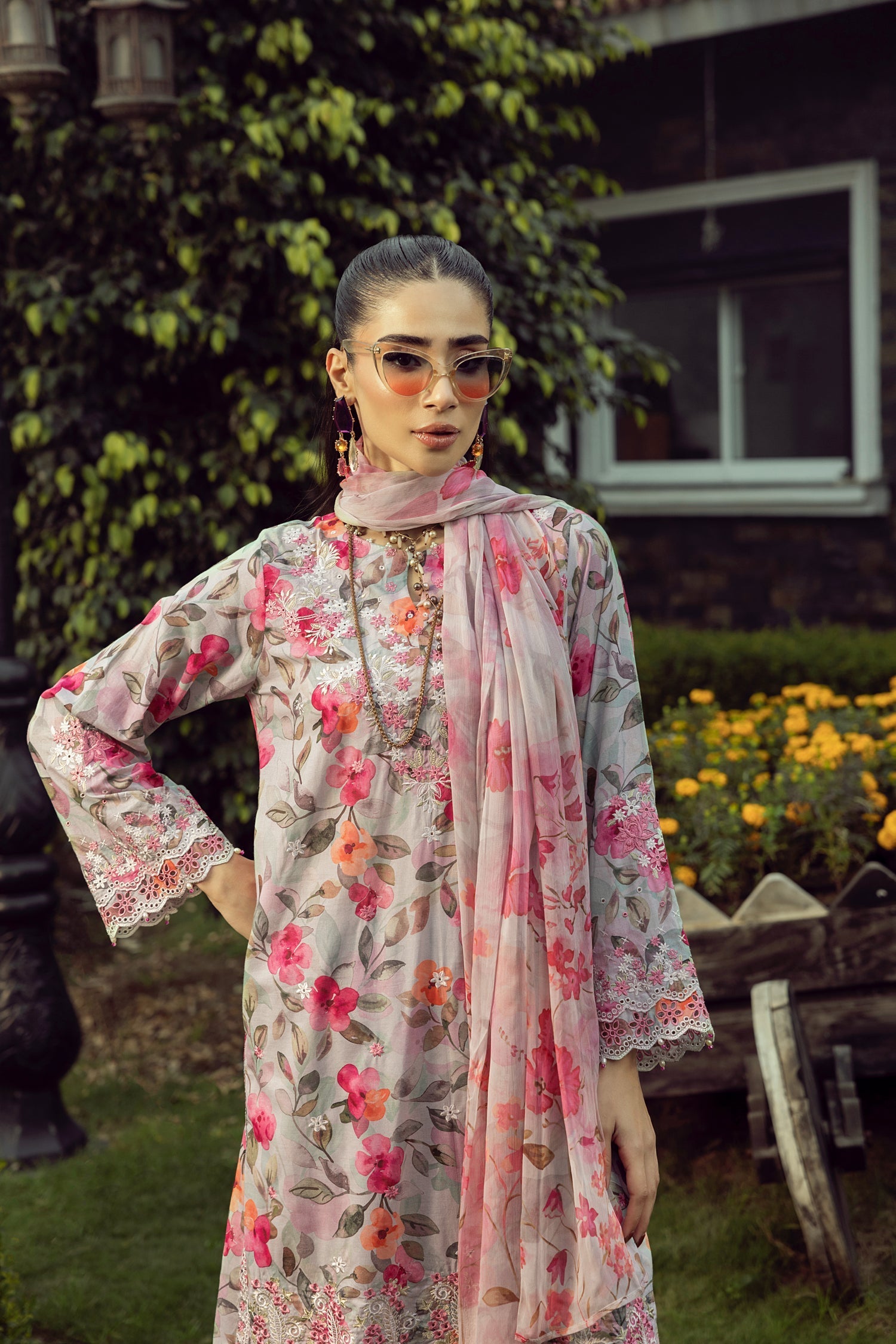 Lakhany Spring Emb Lawn`25 RL#15