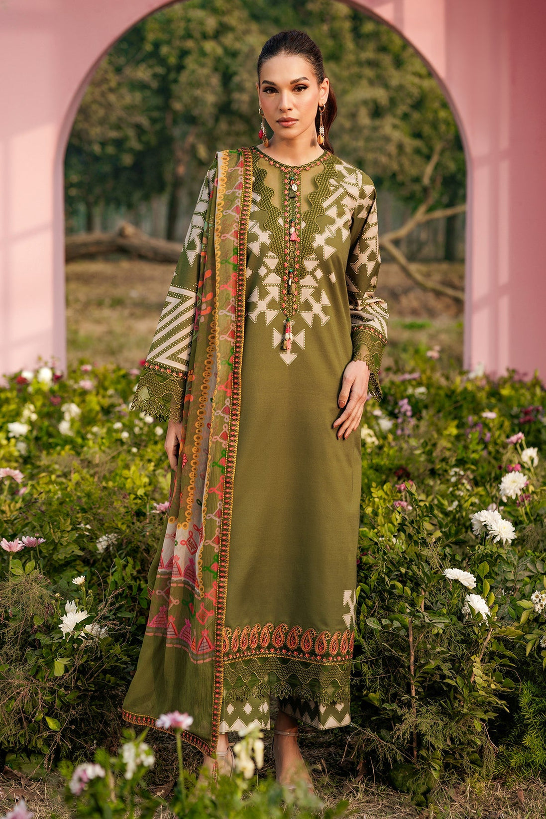 BR Charizma R/E Bahar Lawn`26 D#4