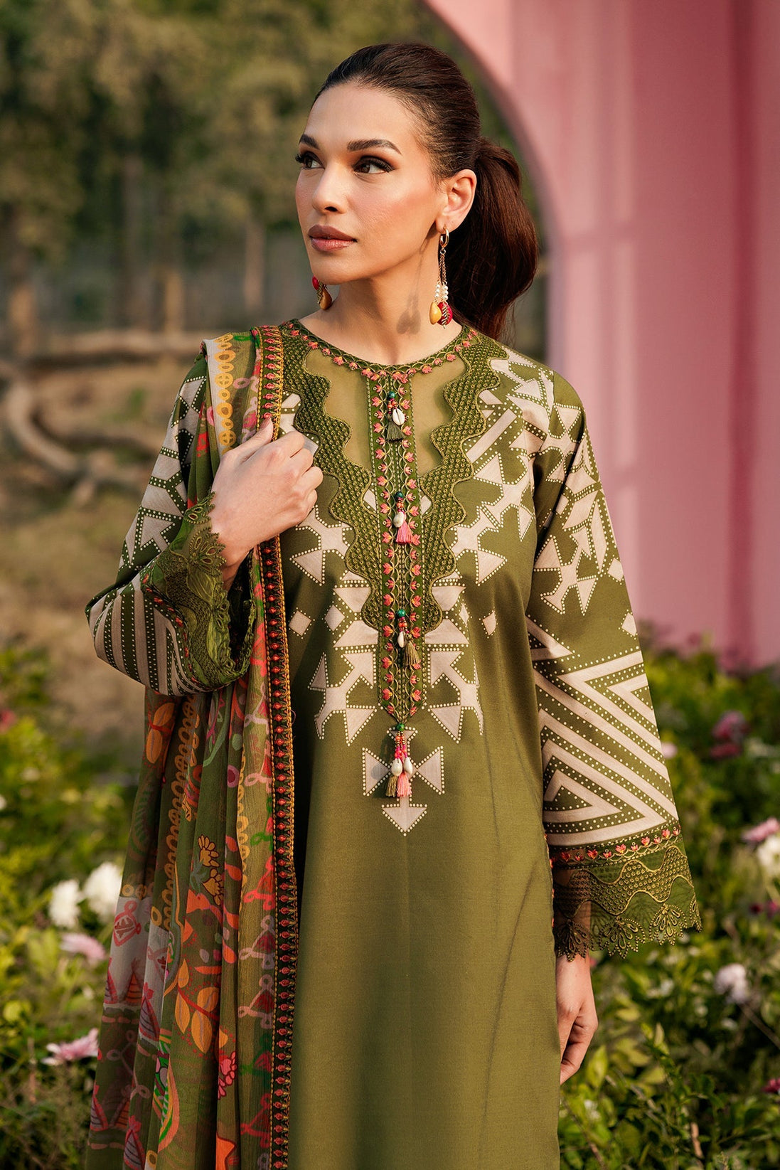 BR Charizma R/E Bahar Lawn`26 D#4