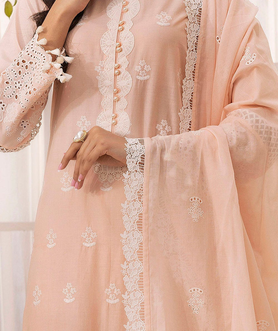 Gul Ahmed Summer Lawn'25 CL#52398-A