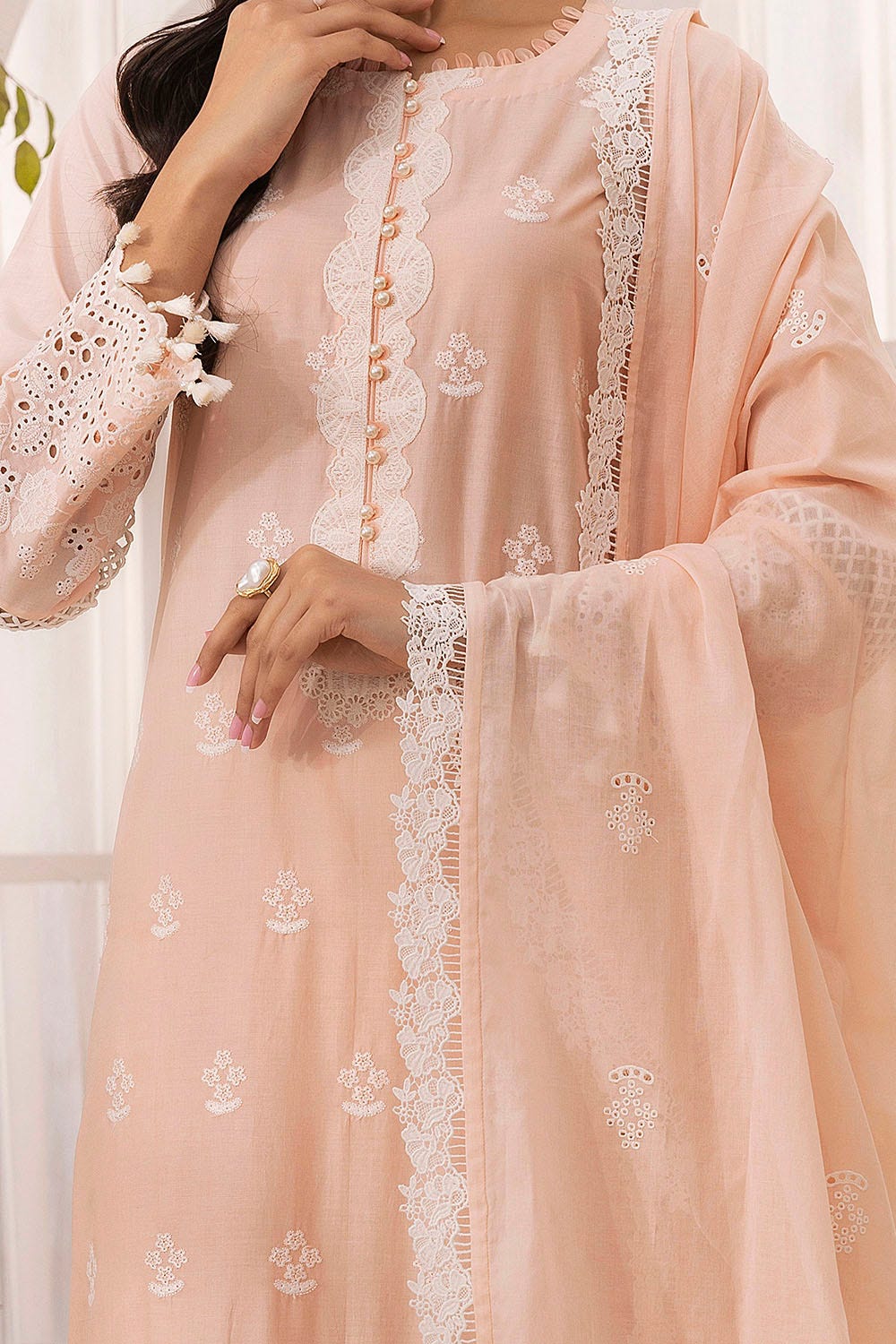 Gul Ahmed Summer Lawn'25 CL#52398-A