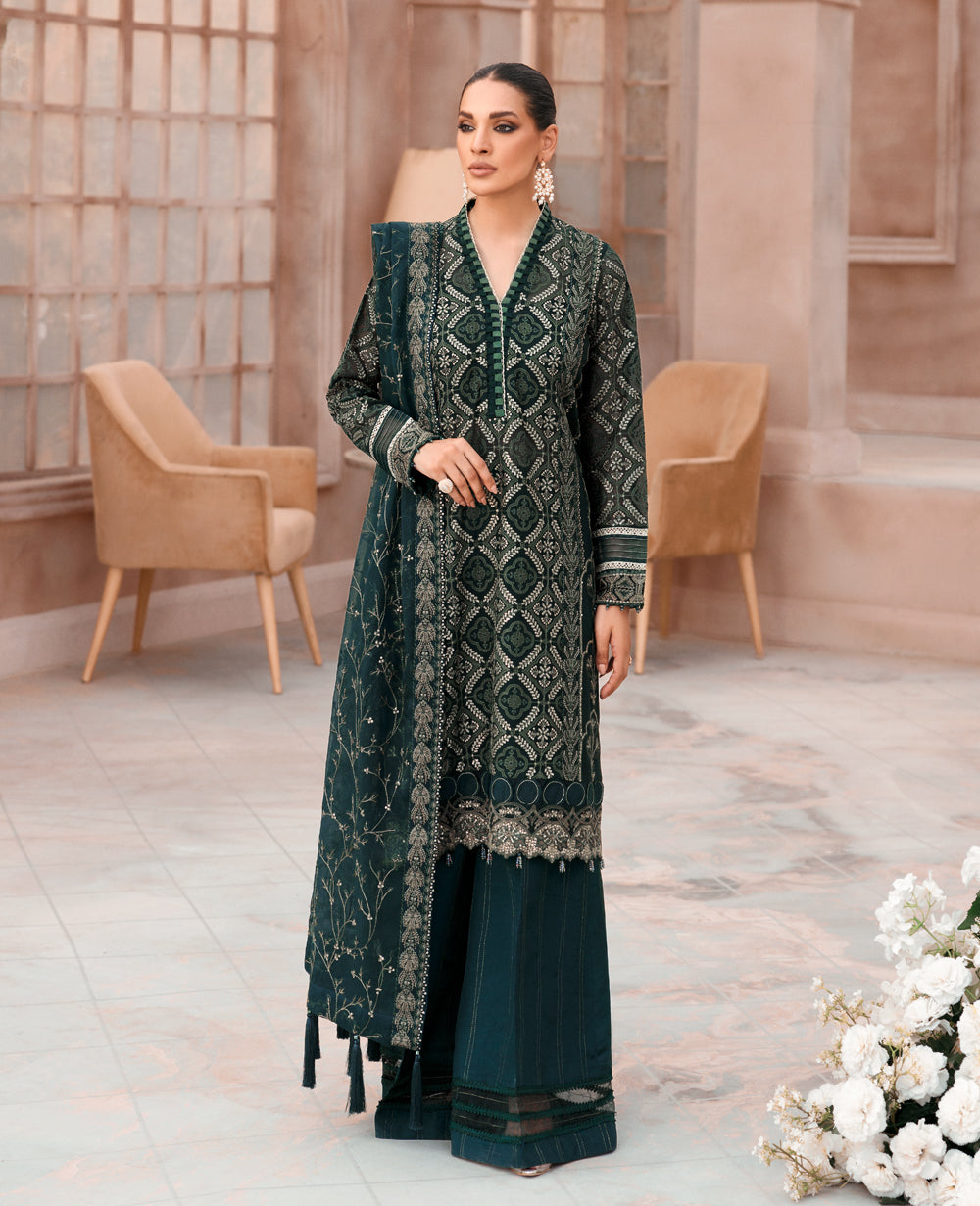 Xenia Mehfilen L/Formals`22 D#10 (WARINA)