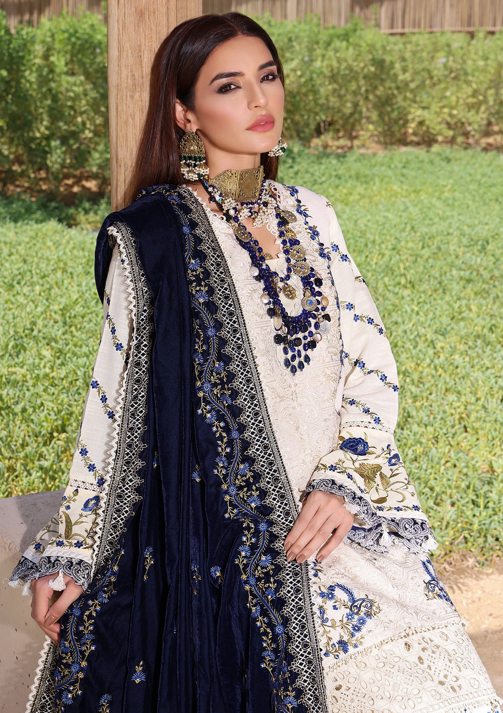 Elaf Luxury Winter Collection'22 ELW#7 (Snowflake)