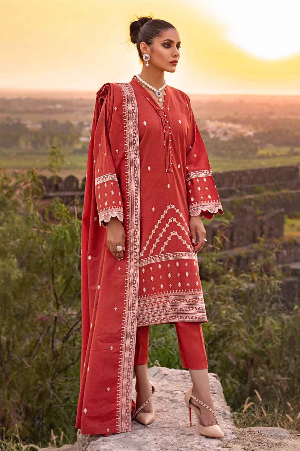 Gul Ahmed Winter Collection`21 AY # 12014