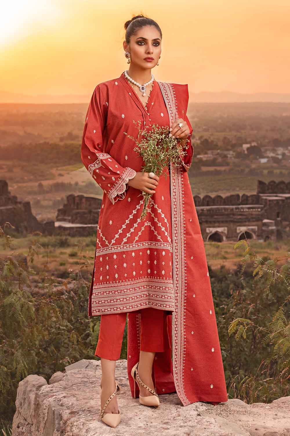 Gul Ahmed Winter Collection`21 AY # 12014