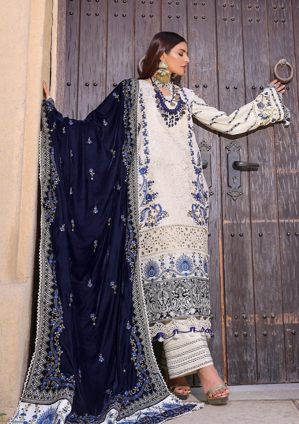 Elaf Luxury Winter Collection'22 ELW#7 (Snowflake)