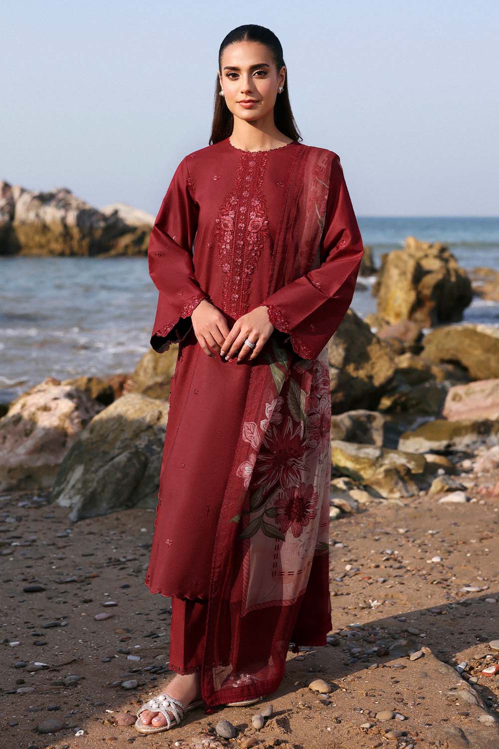 Seran Afsanah Lawn'25 (MEHRU)