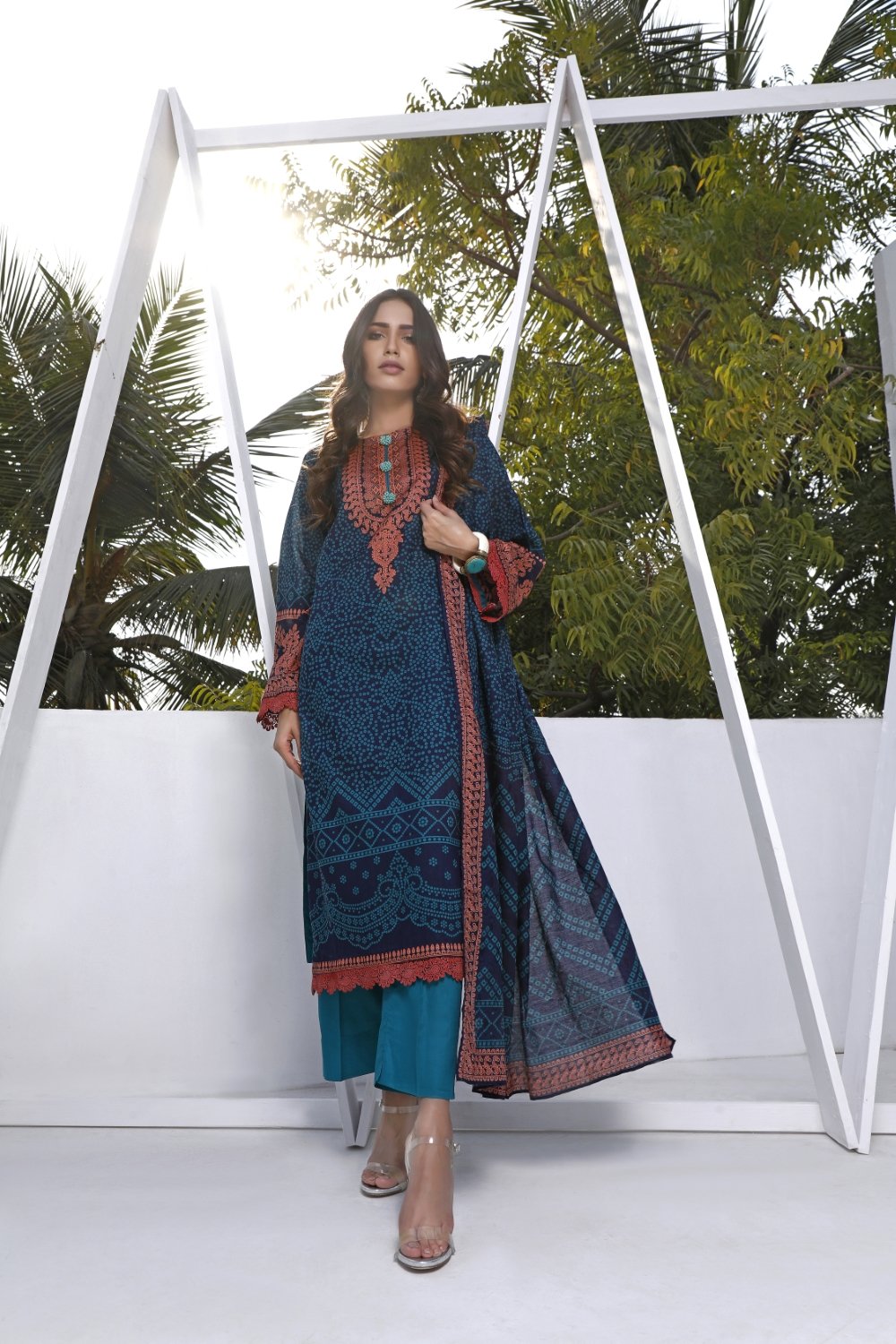 Ittehad Crystal Lawn'21 D # 21122 N Blue