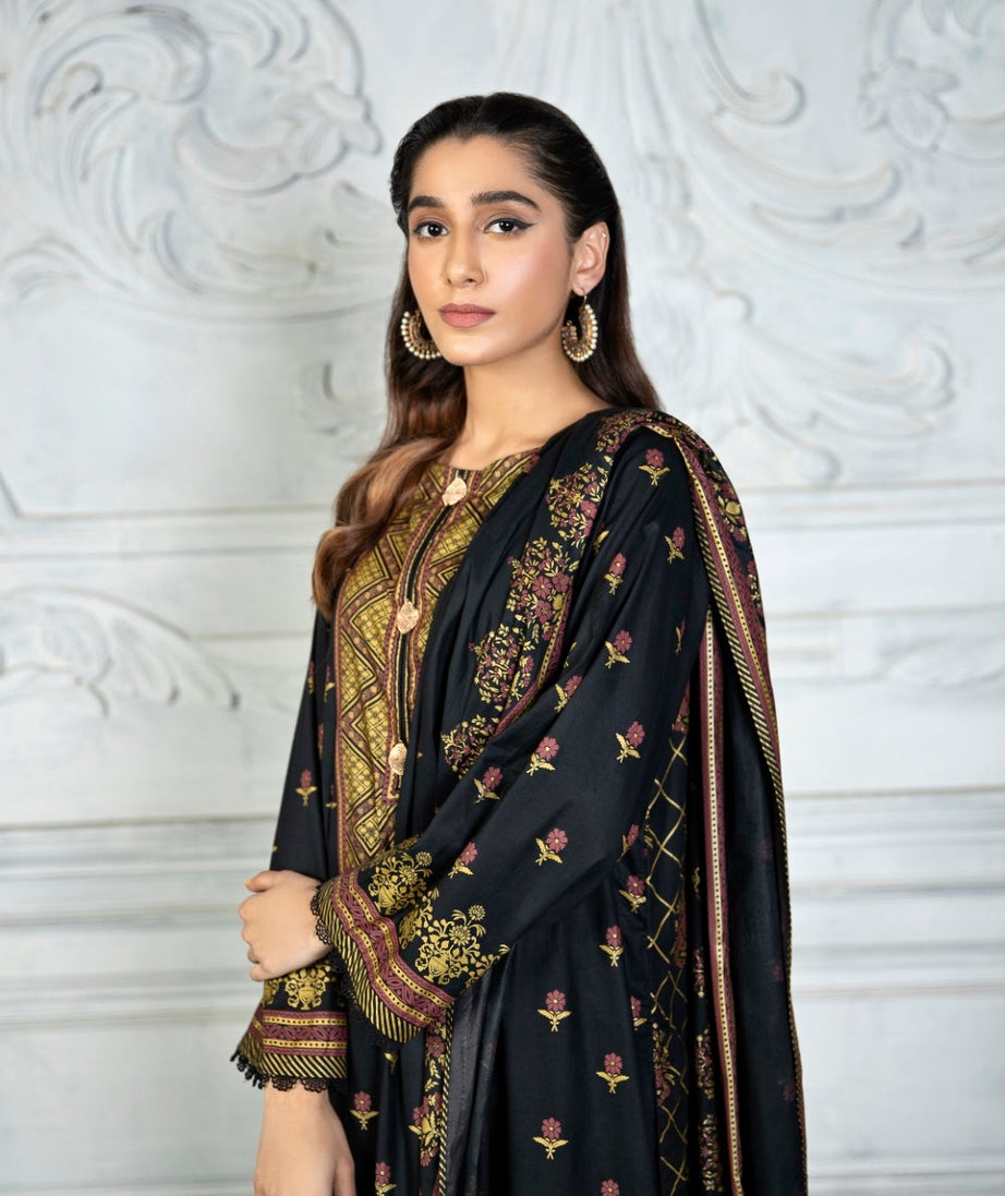 Ittehad Crystal Lawn`21 D#21160 (Black)