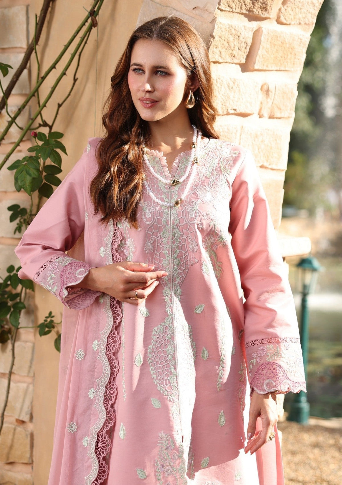Ayleen Luxe Blossom`26 (RANREZ)