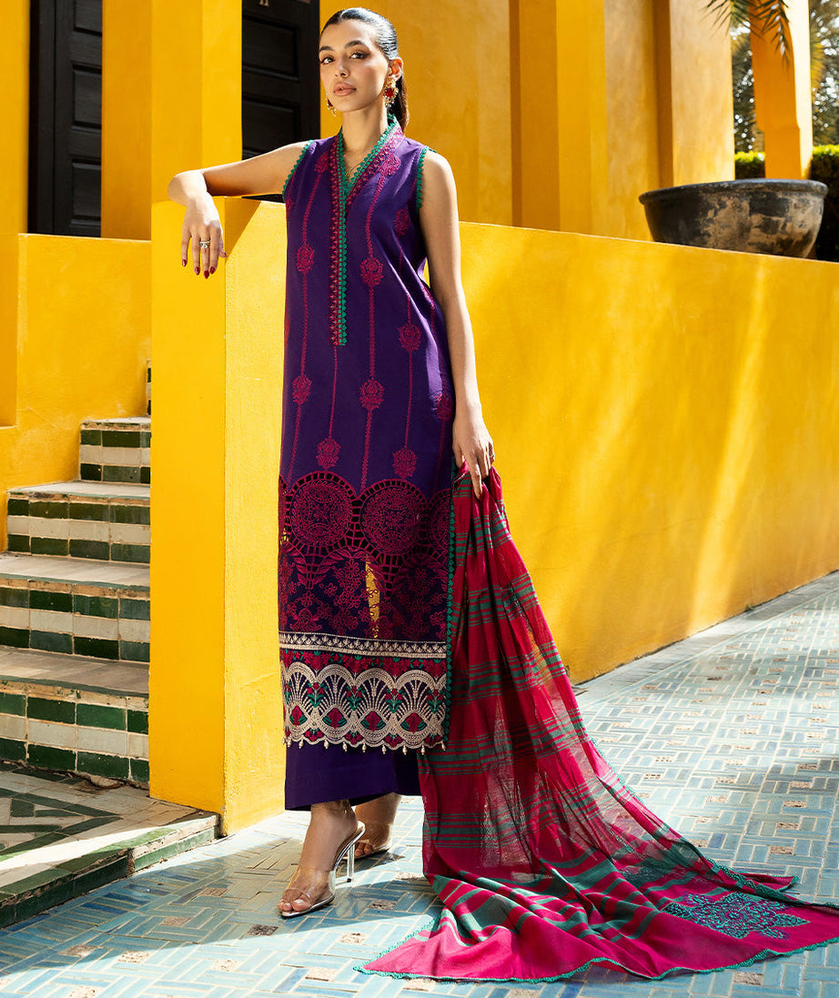 Zainab Chottani Chikankari`25 D#1-B