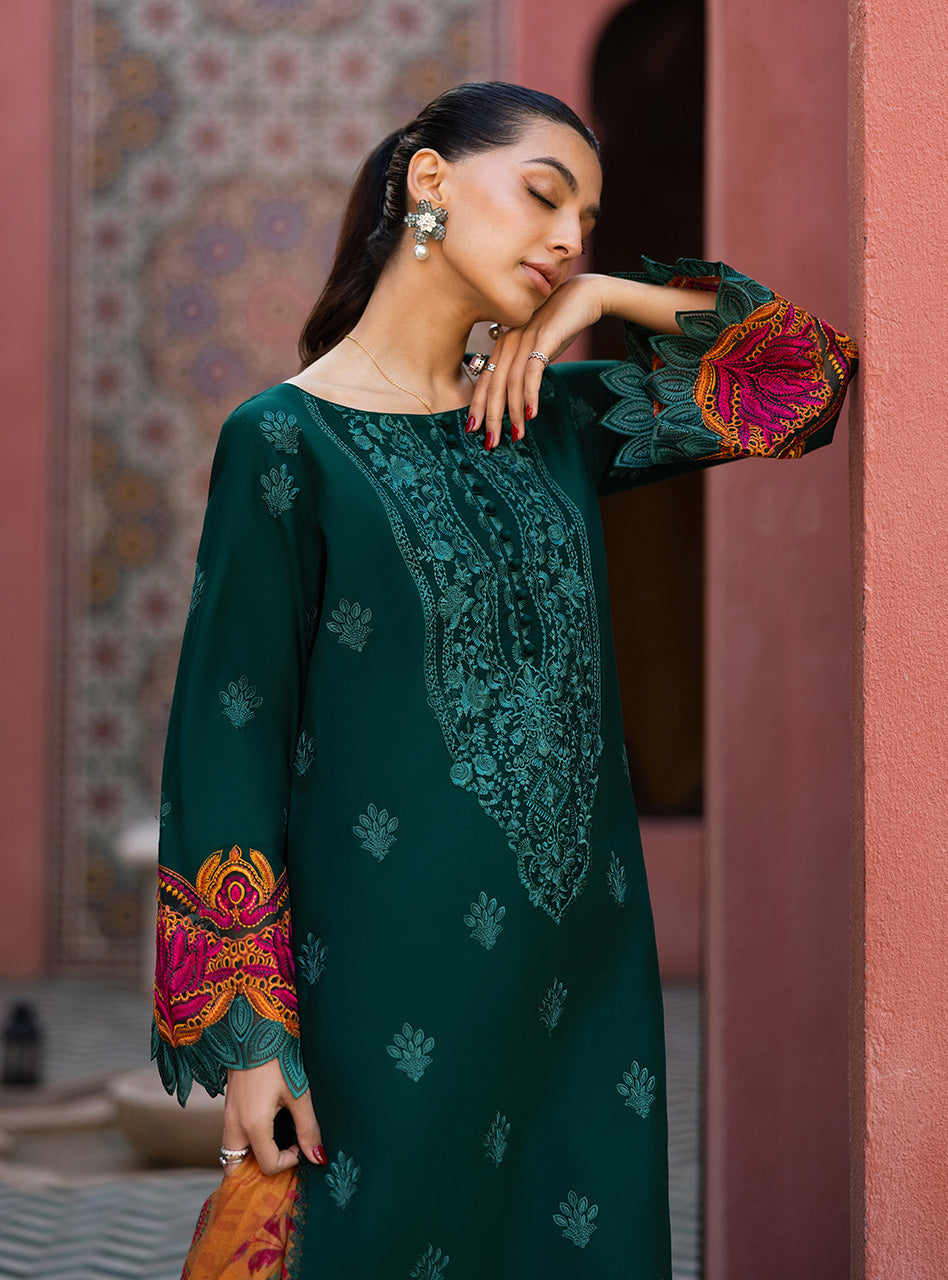 Zainab Chottani Chikankari`25 D#6-A