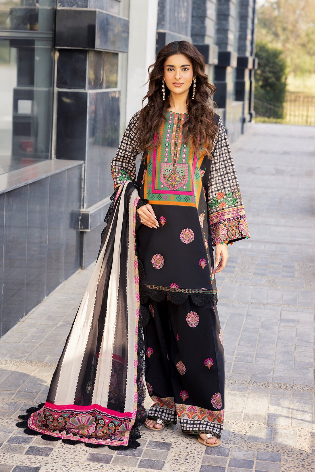 BR Charizma Aniq Lawn`26 AN6#04