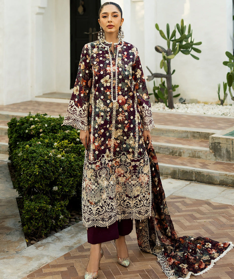 Zainab Chottani Chikankari`25 D#10-B