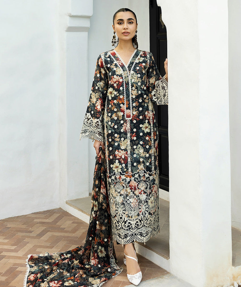 Zainab Chottani Chikankari`25 D#10-A