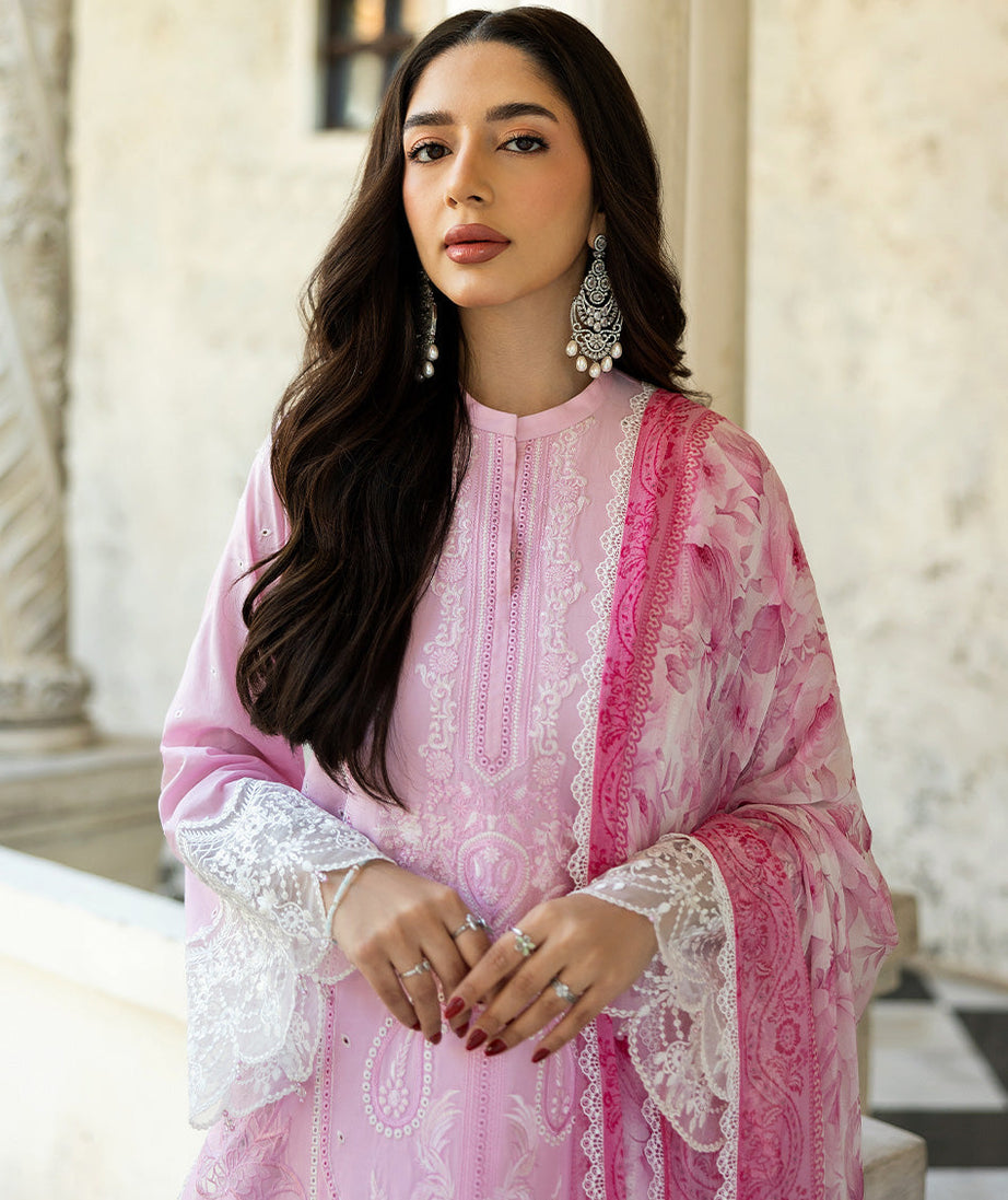 Zainab Chottani Chikankari`25 D#7-A