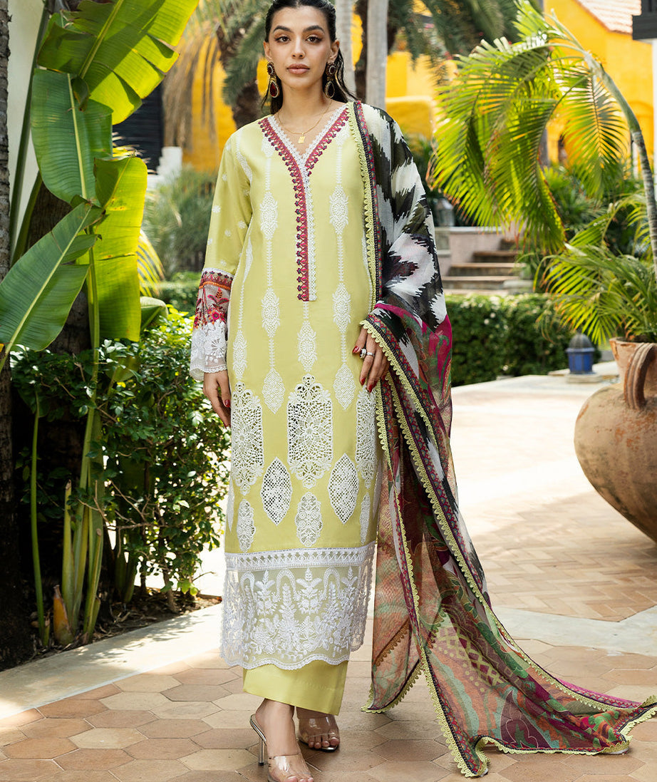 Zainab Chottani Chikankari`25 D#12-A