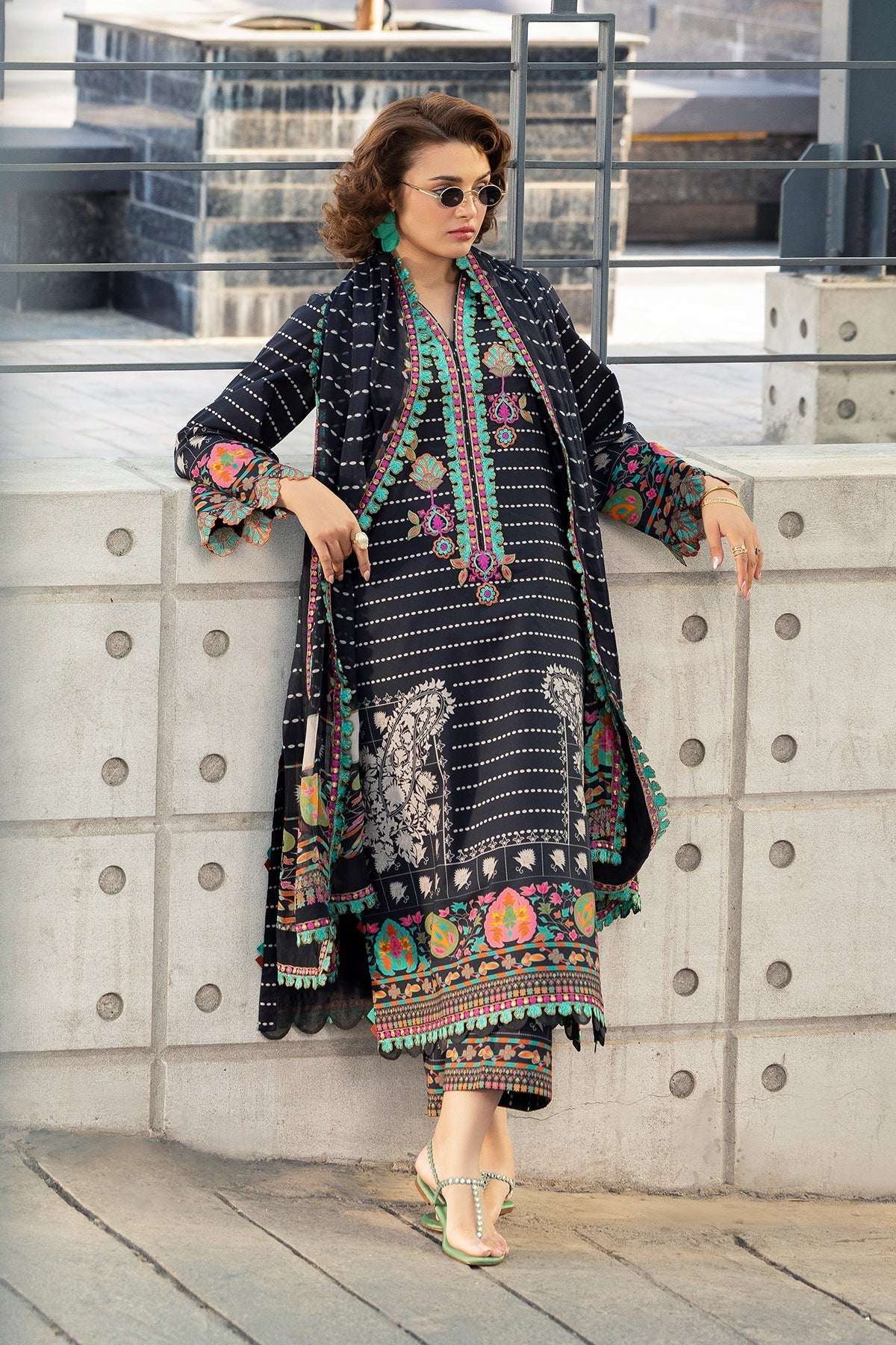 BR Charizma Aniq Lawn`26 AN6#09