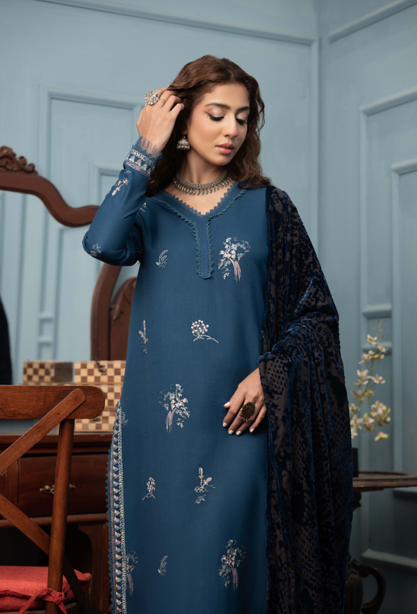 Hamdam Zouq Emb Wool`25 D#04
