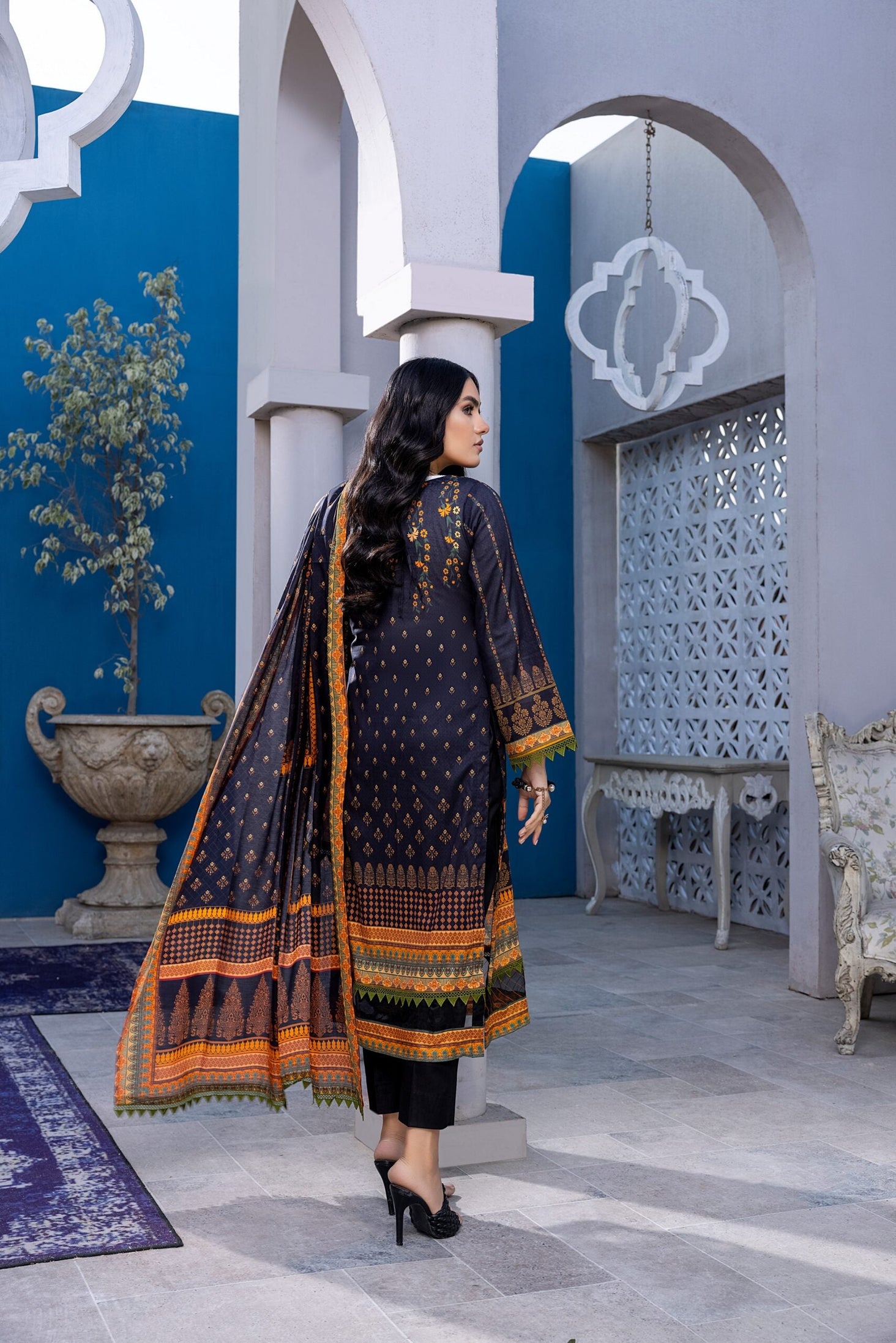 Salina Digital Print Lawn'22 Vol-2 D Grey