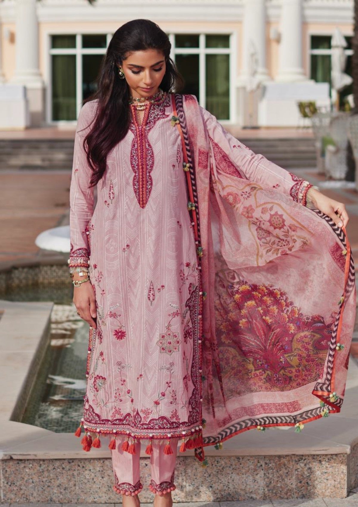 Farah Talib Aziz WES Luxury'25 FTL25#03-Prciscilla Pink