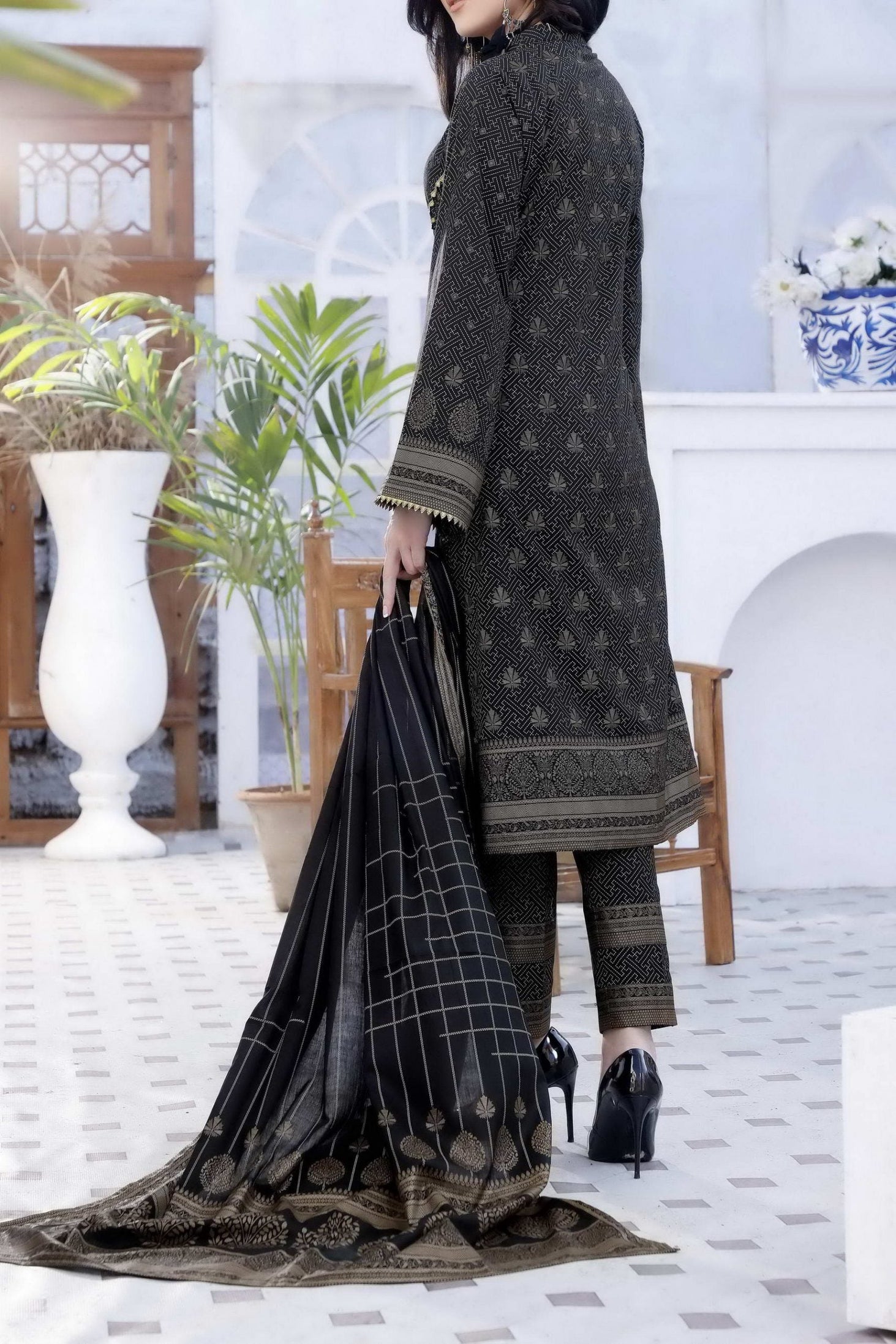 Daman Lawn'22 (Vol-2) D#1504 (Black)