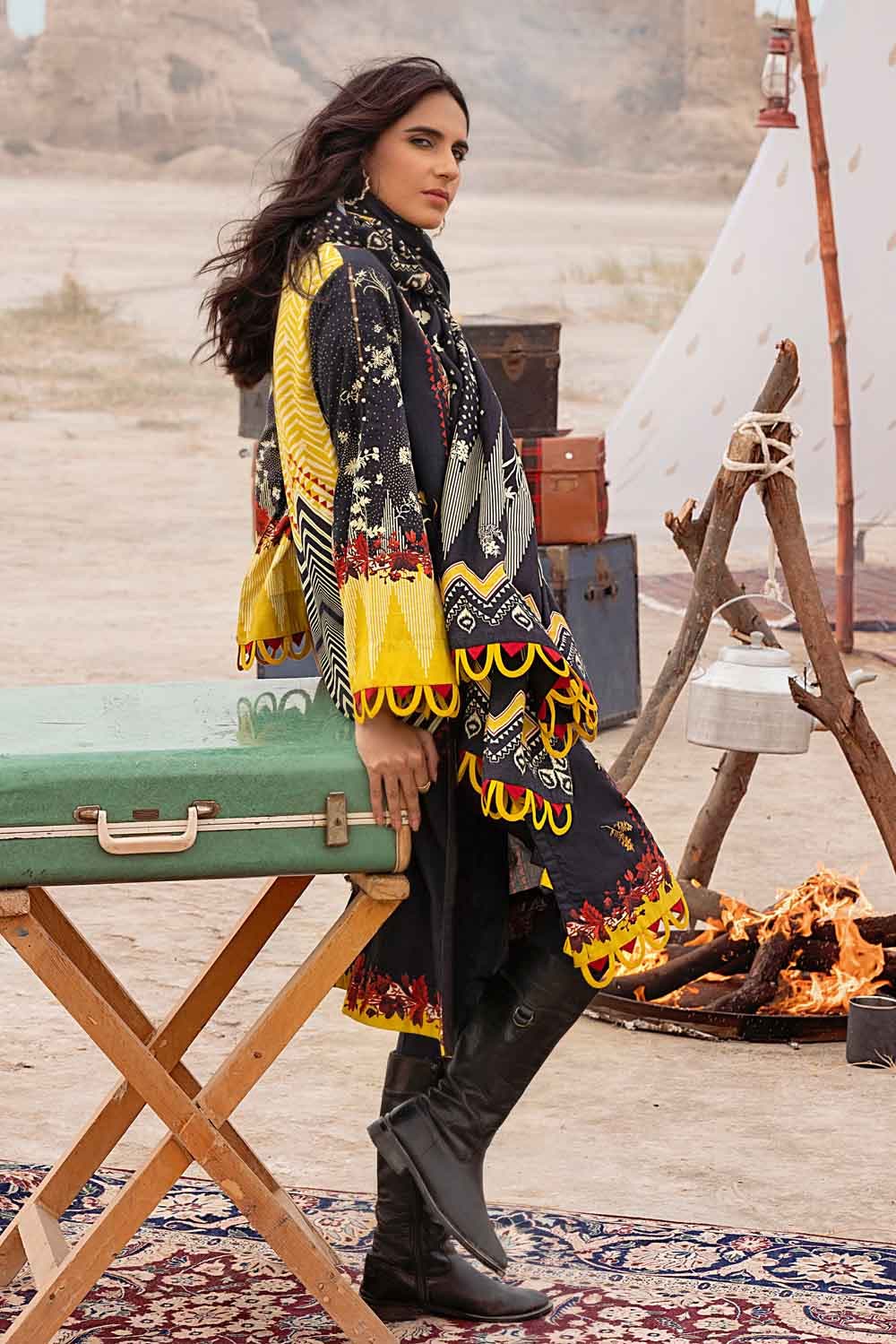 Gul Ahmed Winter Collection`21 CV # 12004