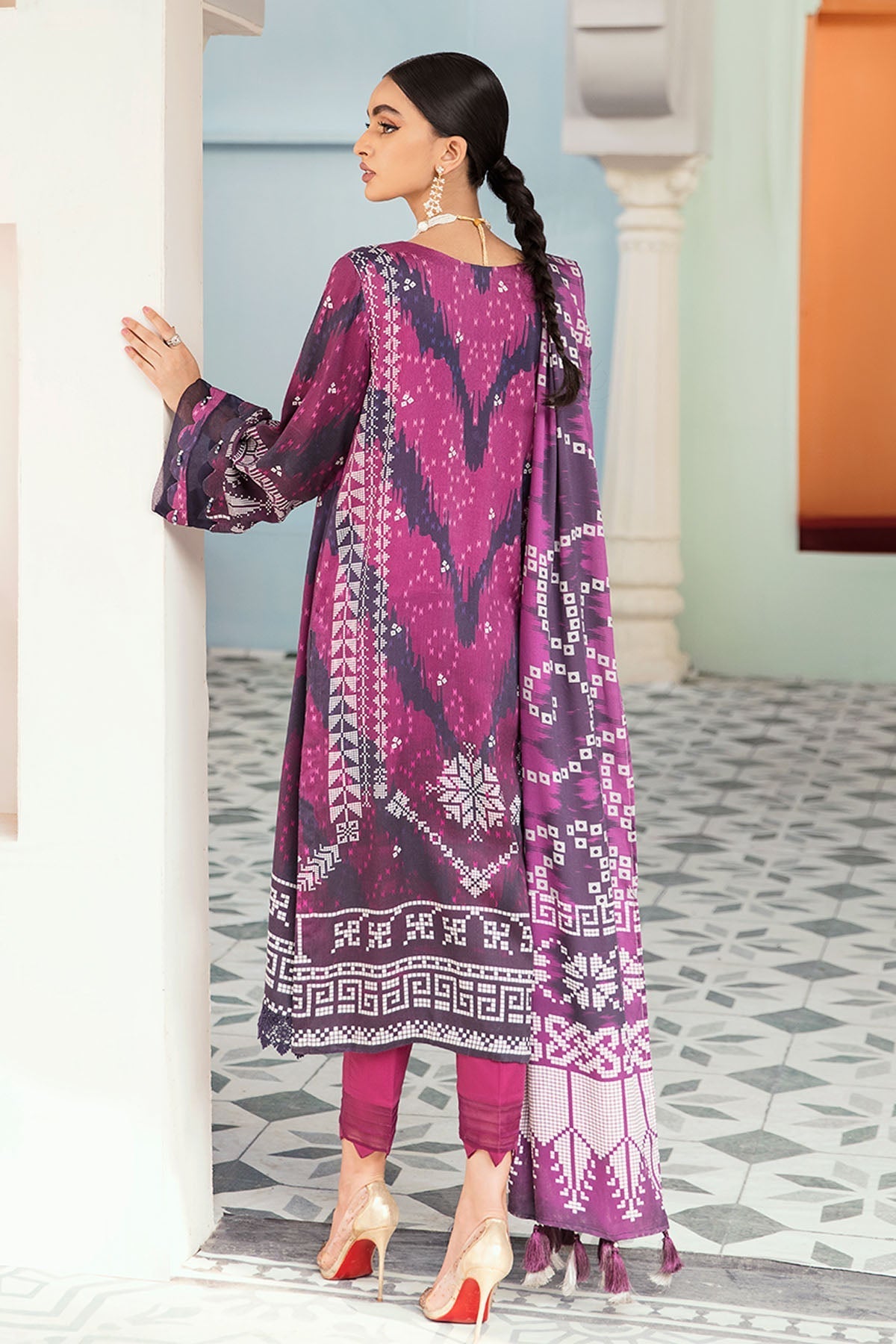 RA Nureh Signature Print`22 SP#21