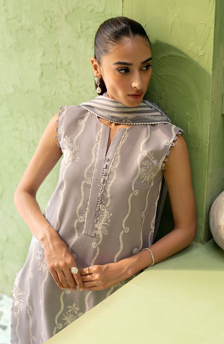 Seran Artisan Lawn`25 D#06 GRIS