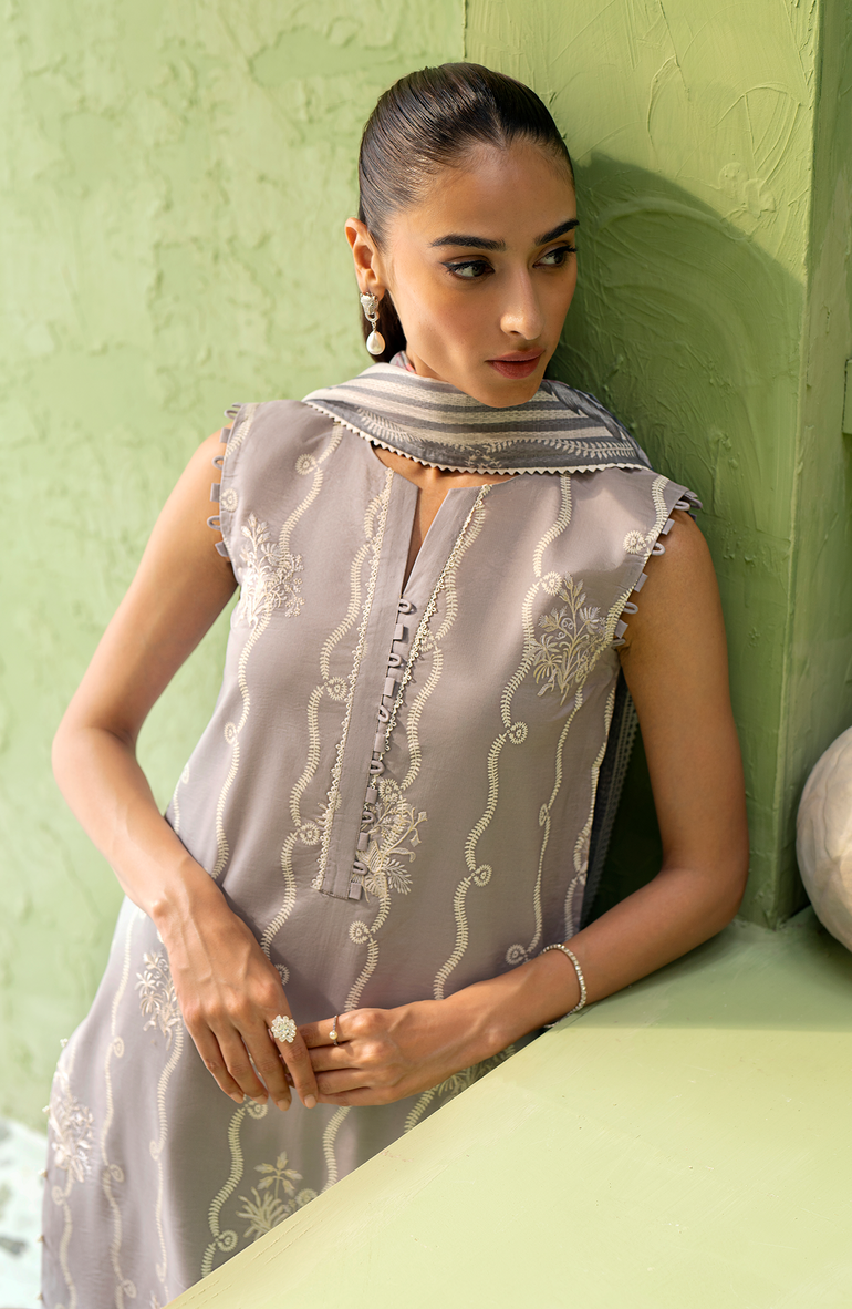 Seran Artisan Lawn`25 D#06 GRIS