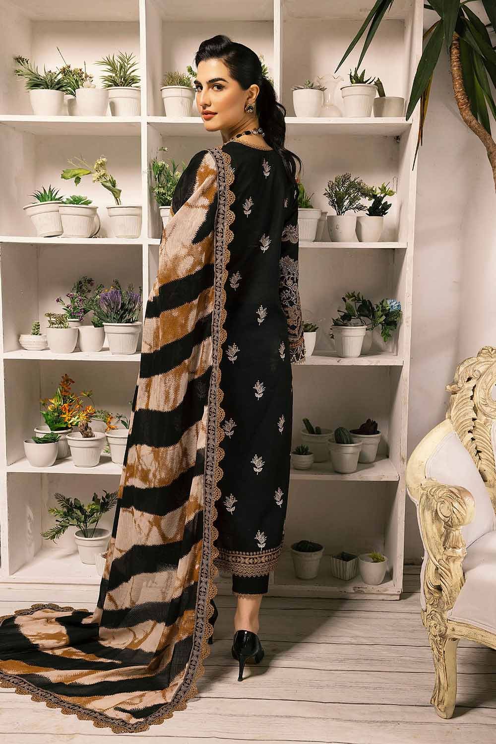 Gul Ahmed Lawn`23 DN#32085 A