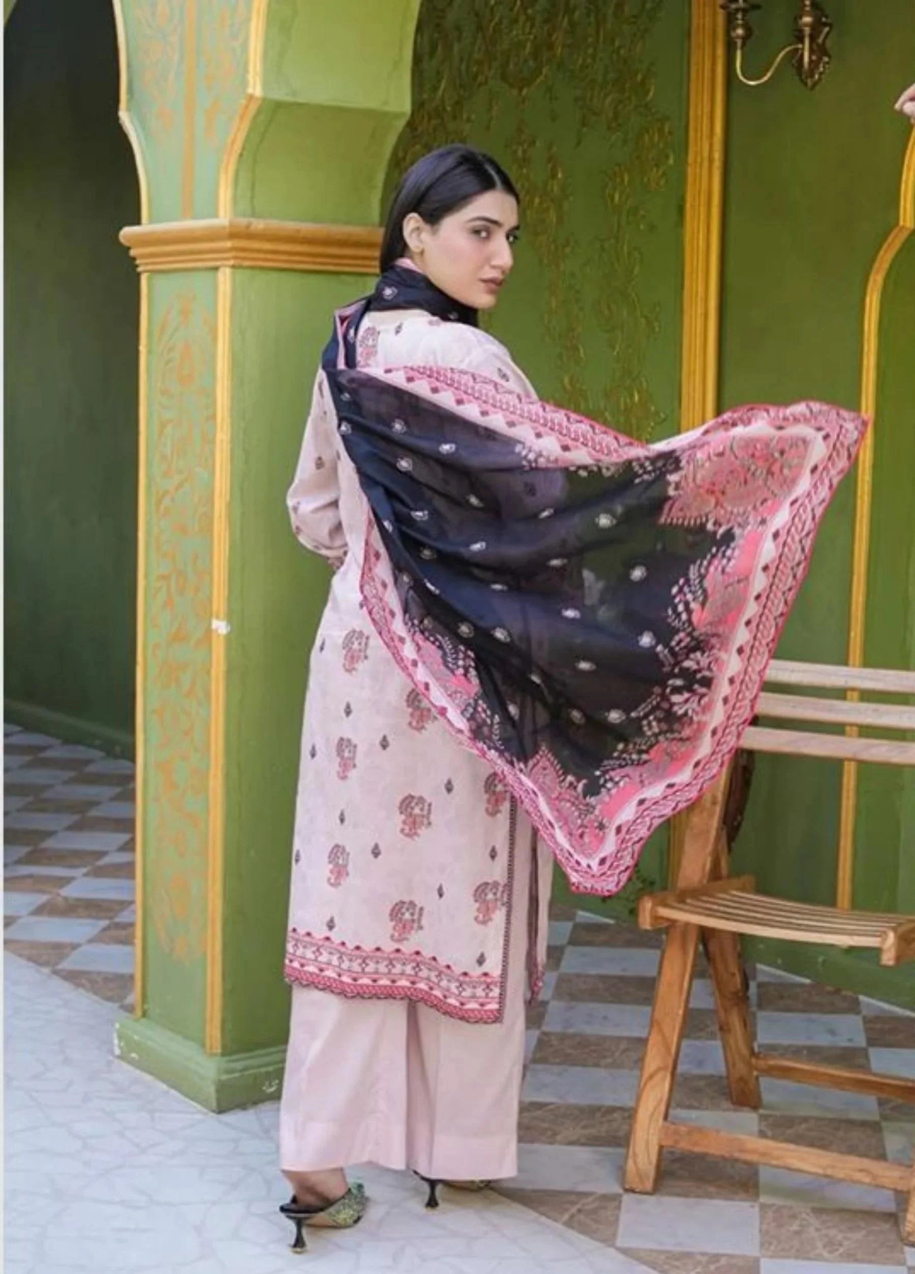 Mavi Coral Luxury Lawn'26 (T Prink)