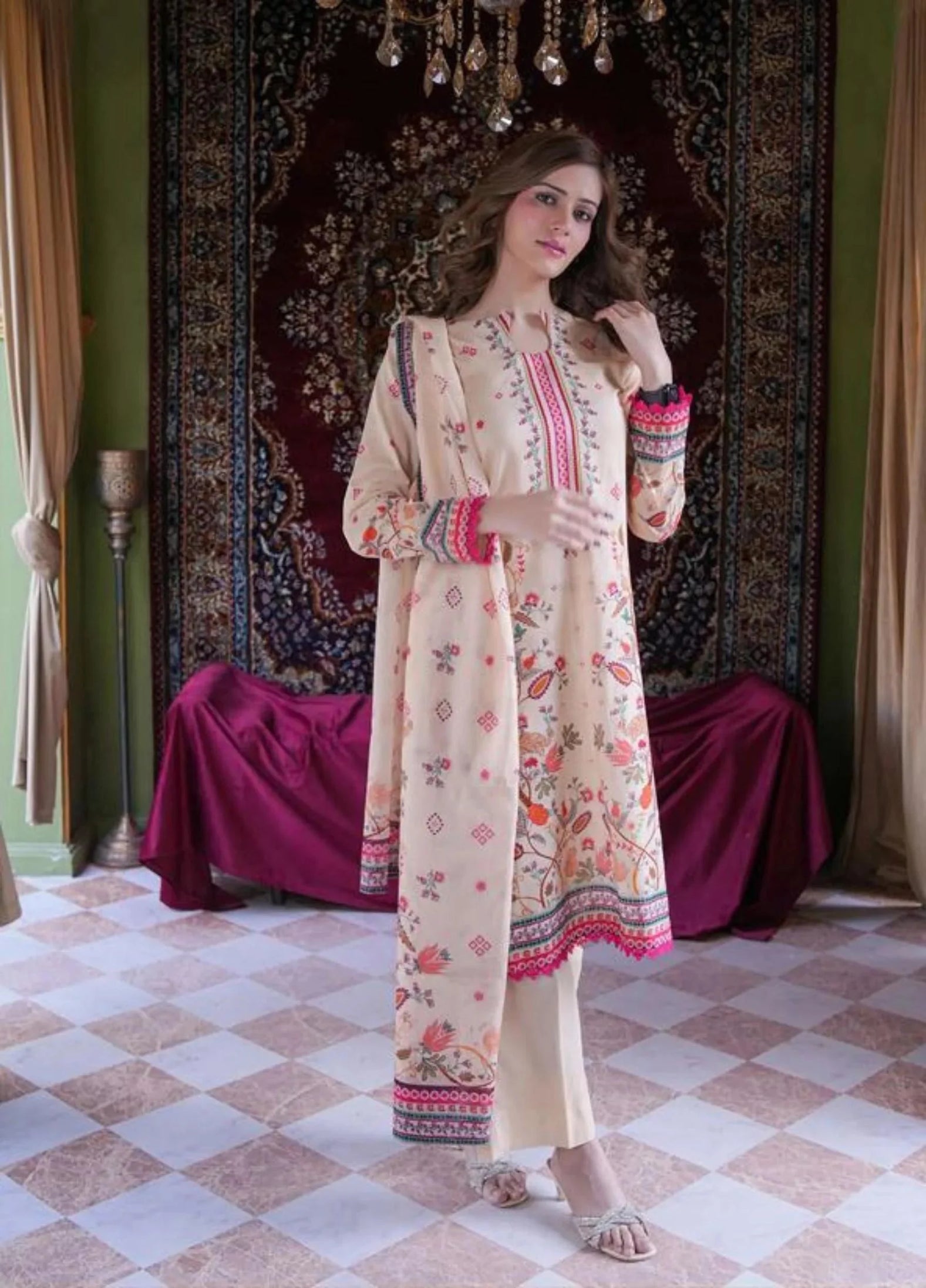 Mavi Coral Luxury Lawn'26 (L Golden)