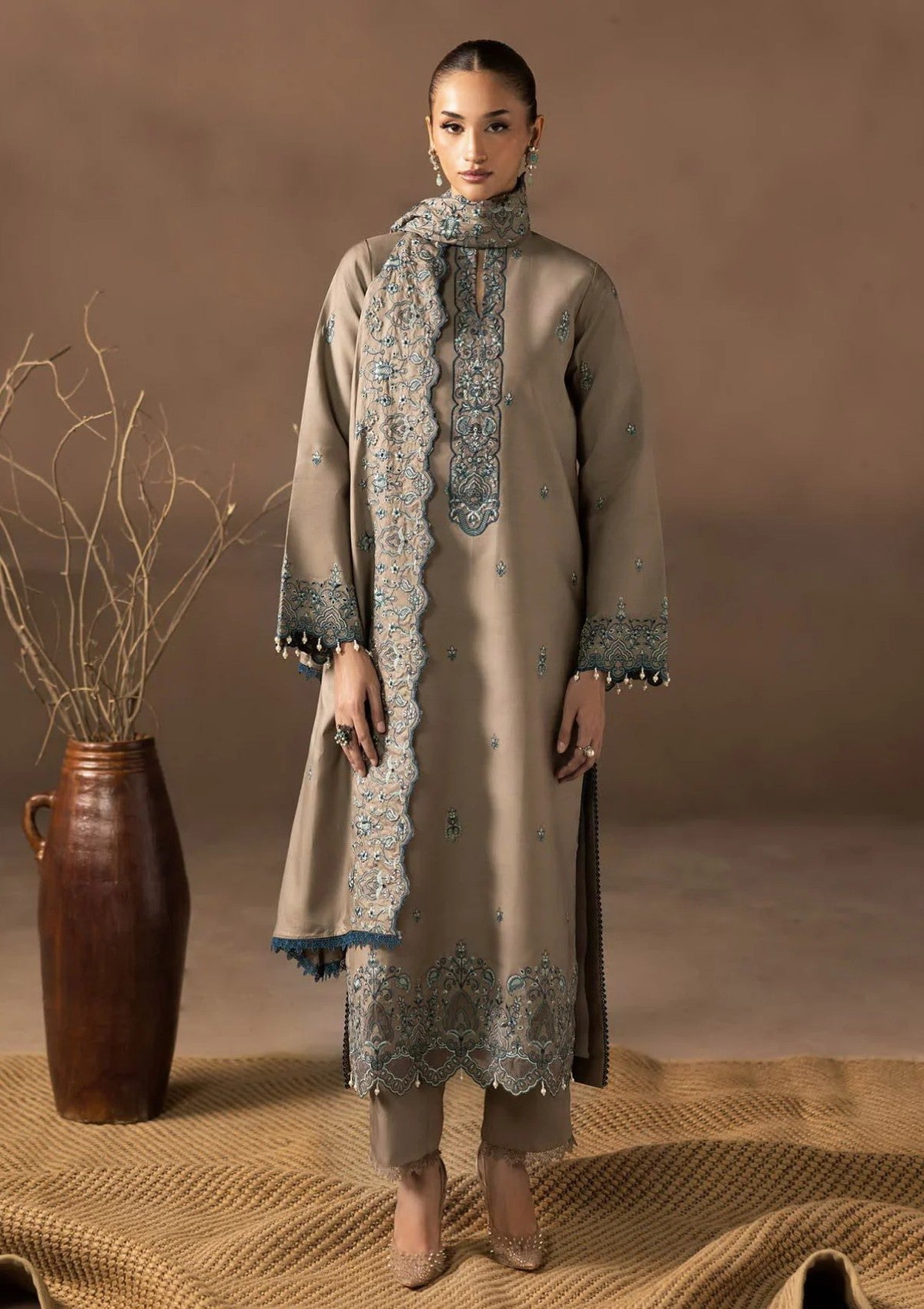 Raj Bari Sareen C/Kari Viscose`25 D#03