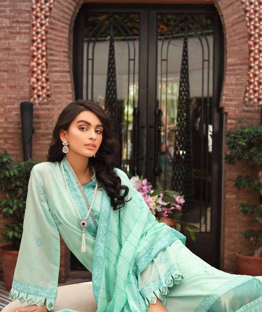 Gul Ahmed Luxury Festive'21 FE # 12032