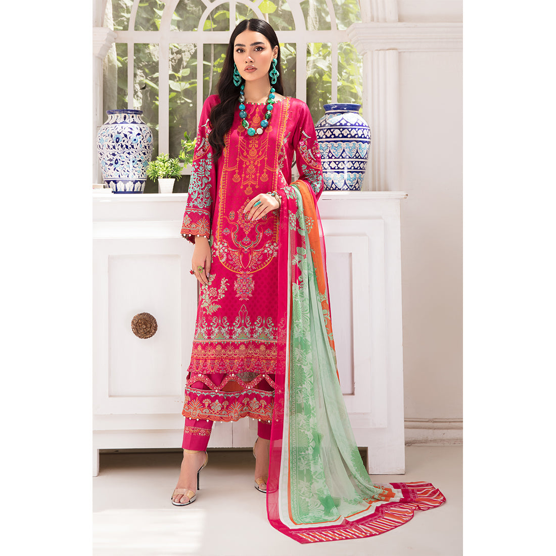 Banafsheh Luxury Lawn`22 D#08