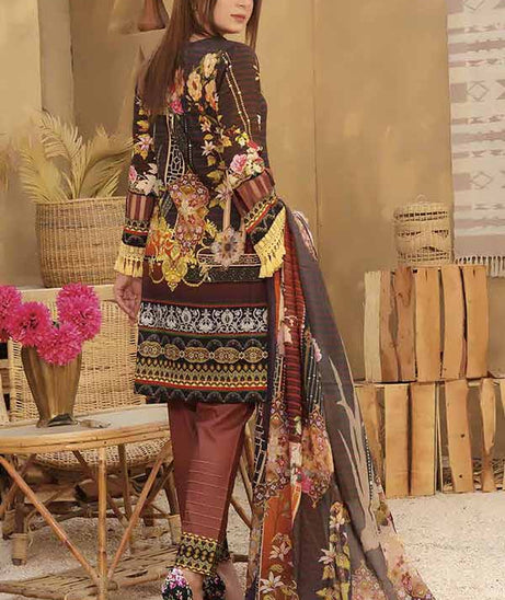 Areej Manha DP Emb Lawn`21 Vol 10 D#8