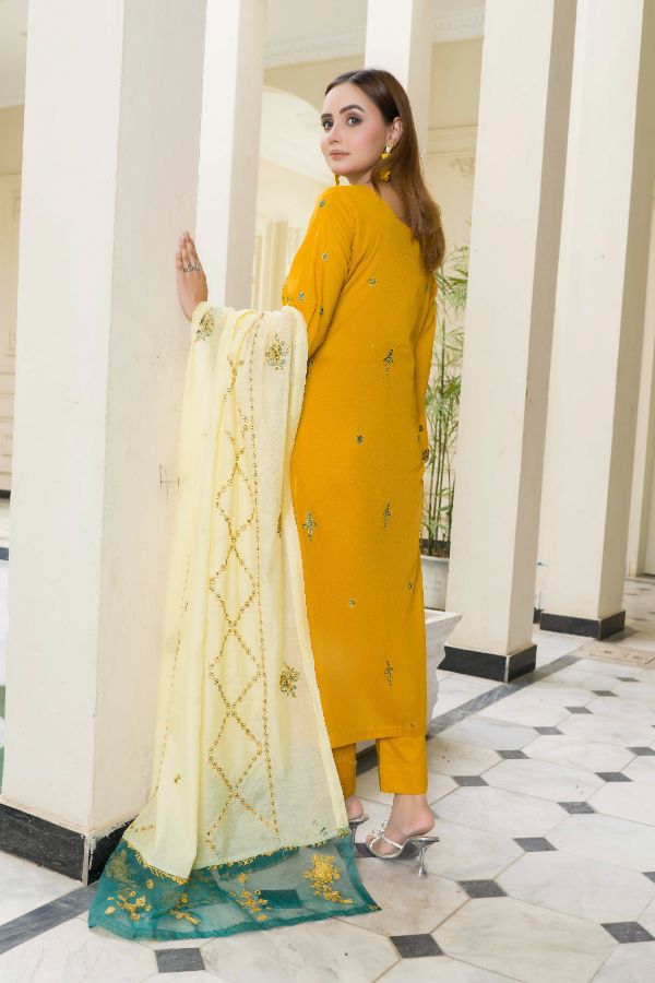 BR Humraaz Emb Lawn`26 D#4