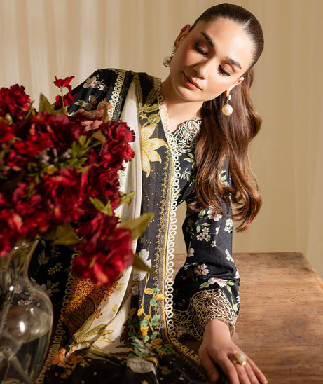Mahnur Leila P/Kari Lawn'25 D#12