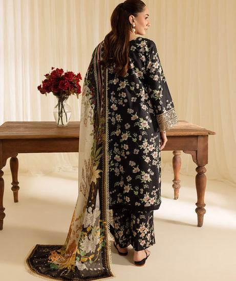 Mahnur Leila P/Kari Lawn'25 D#12