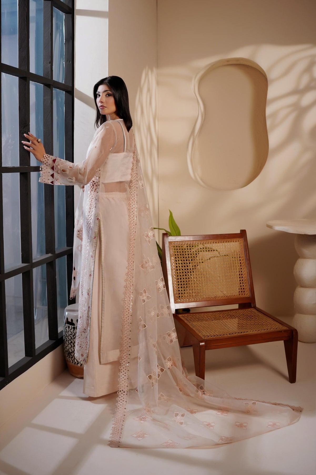 Maryam`s Noir Luxe`25 D#1404