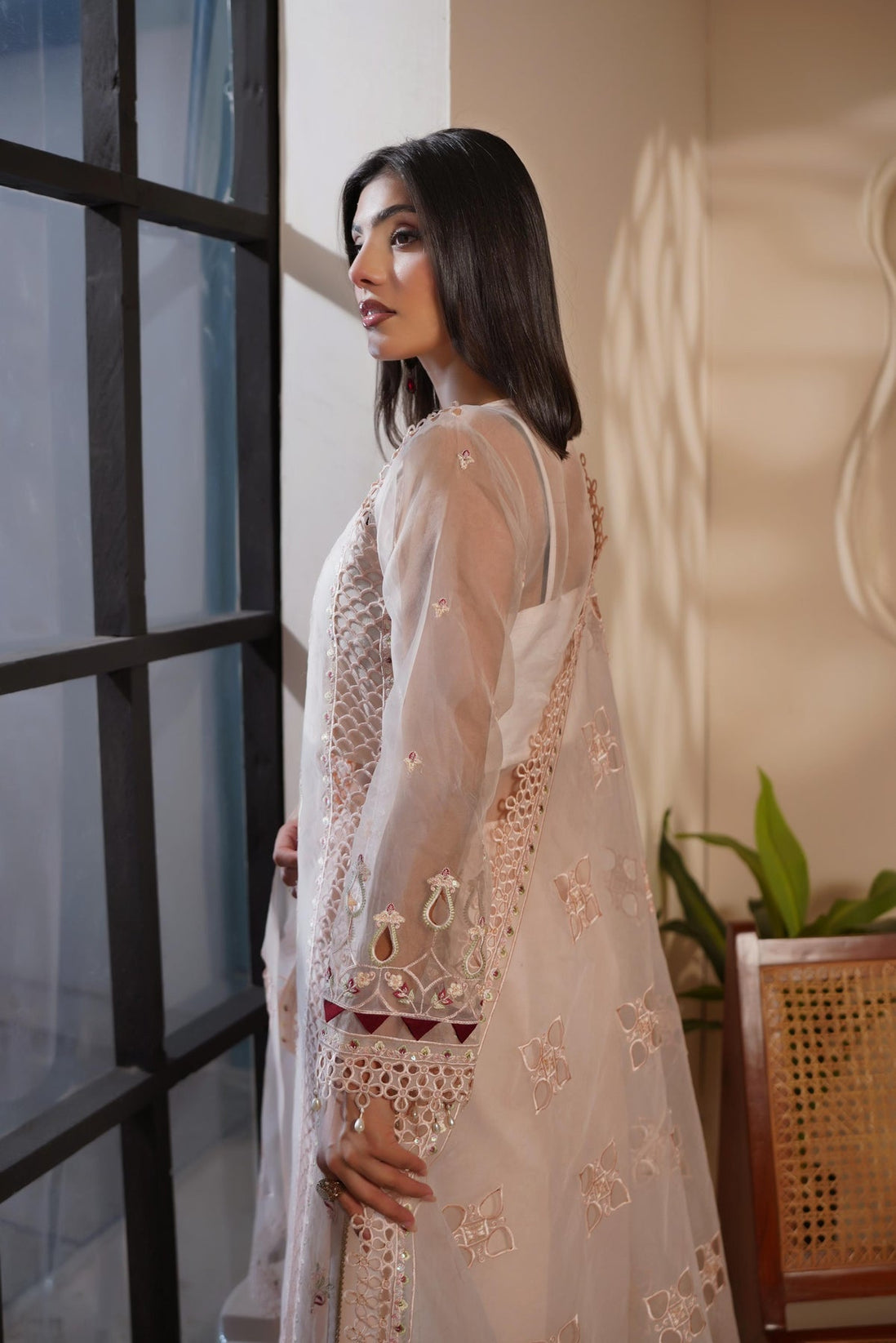 Maryam`s Noir Luxe`25 D#1404