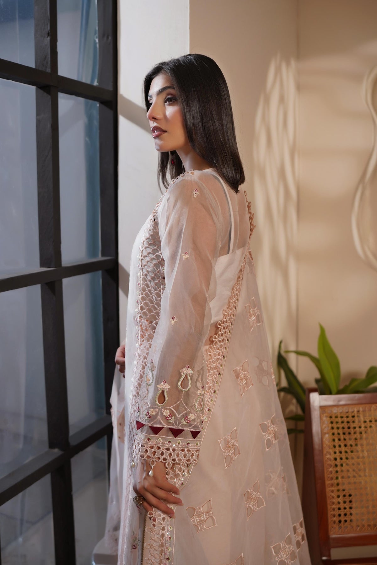 Maryam`s Noir Luxe`25 D#1404